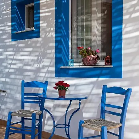 Maria Nik Psaras House Skalia