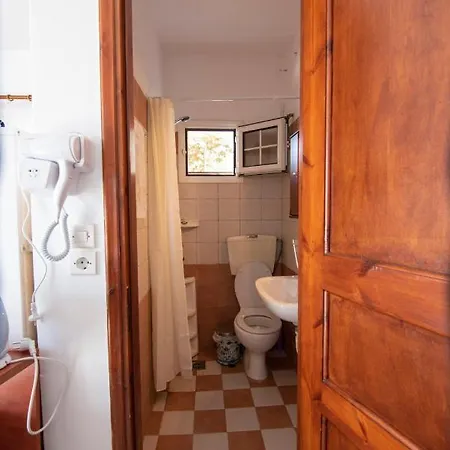 Maria Nik Psaras House *