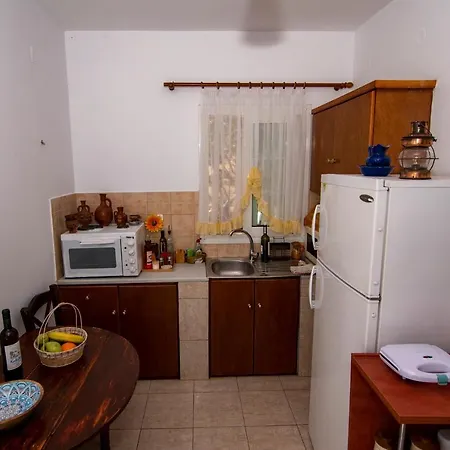 Apartment Maria Nik Psaras House *